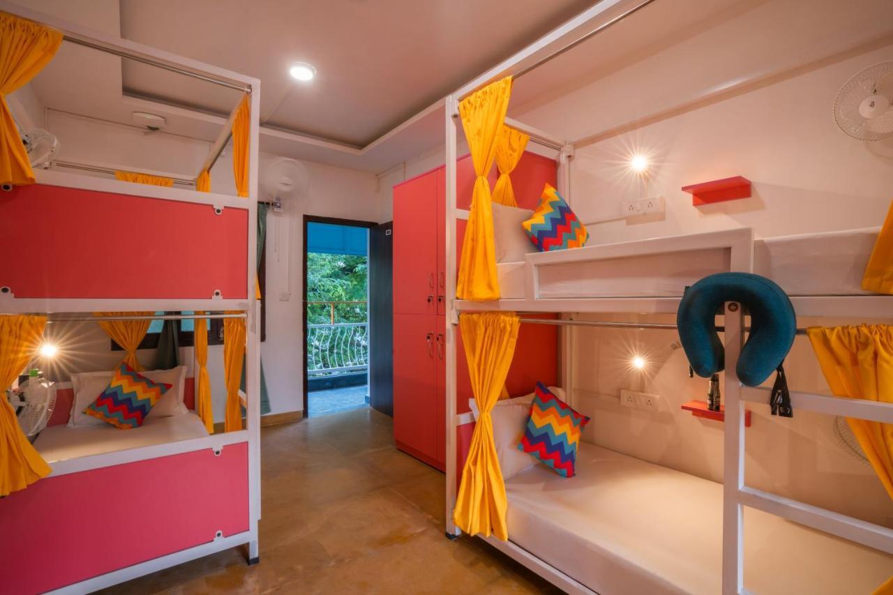 Gostops Plus Goa Vagator Goa Velha Exterior foto